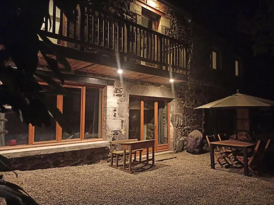 Gite L'Atelier De Charpentier Murol